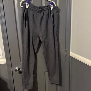 Old Navy Men’s charcoal Gray Jogger Pants